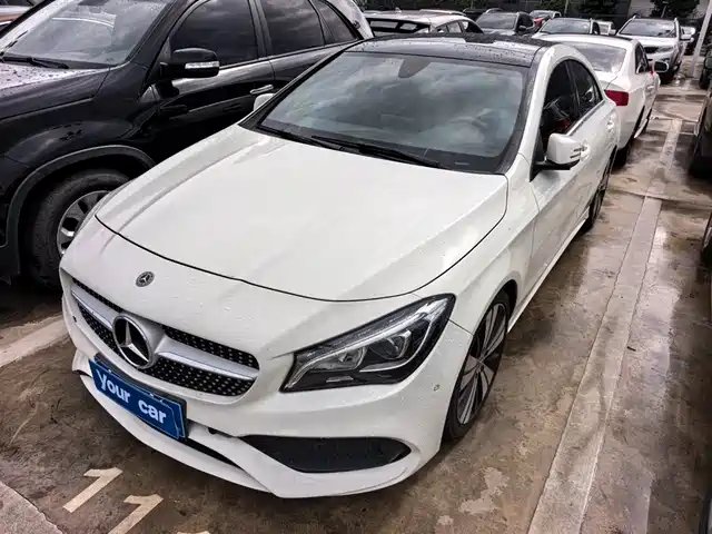 MERCEDES-BENZ CLA