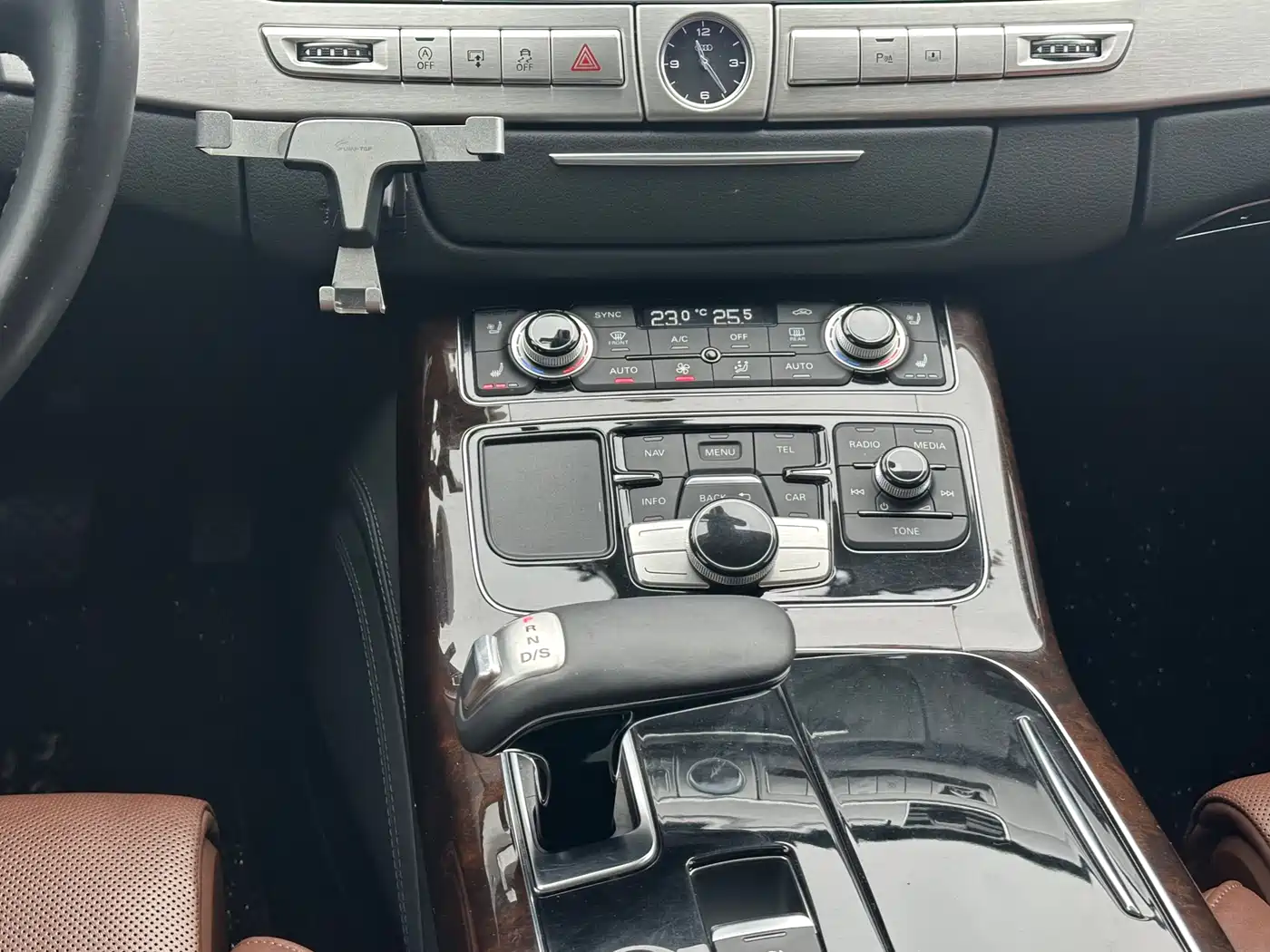 Audi A8 2014 A8L 45 TFSI quattro Luxury фото 28