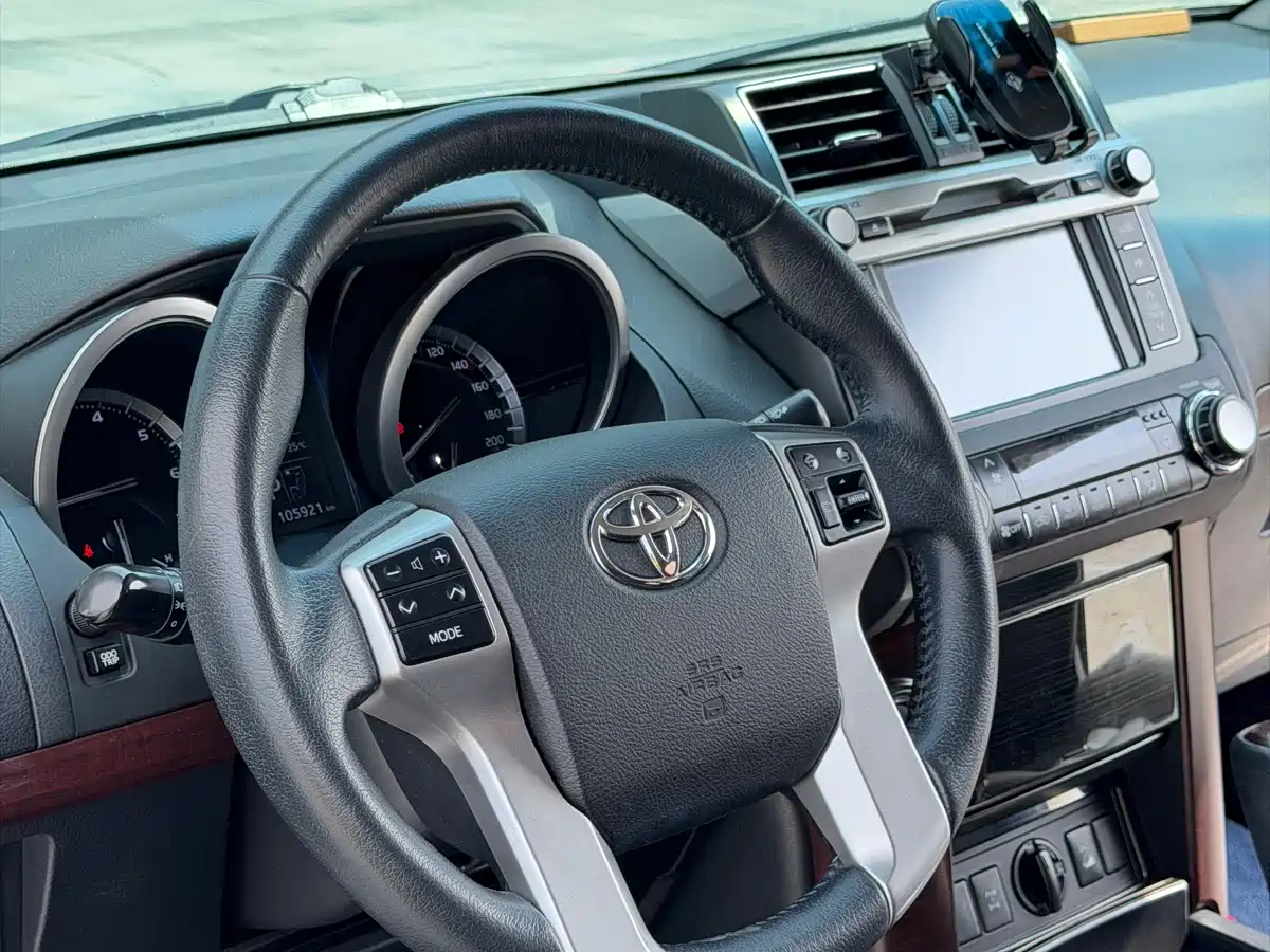 Toyota Prado 2016 3.5L Auto TX-L фото 12