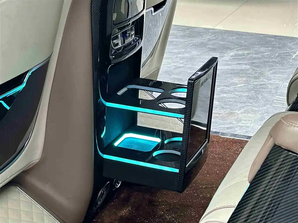 Mercedes-Benz V-Class 2021 V 260 L Long Wheelbase Luxury Edition фото 13