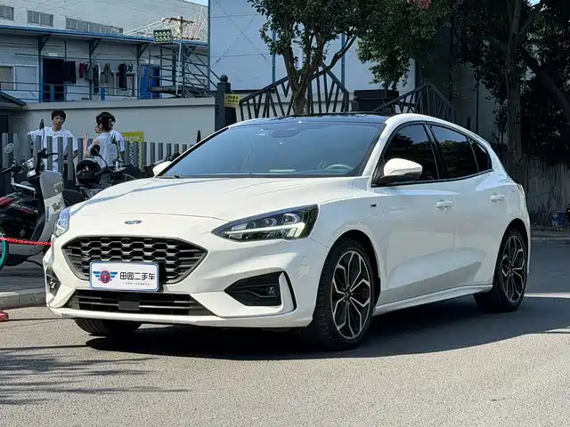  Ford Focus 2020 Hatchback EcoBoost 180 Automatic ST Line