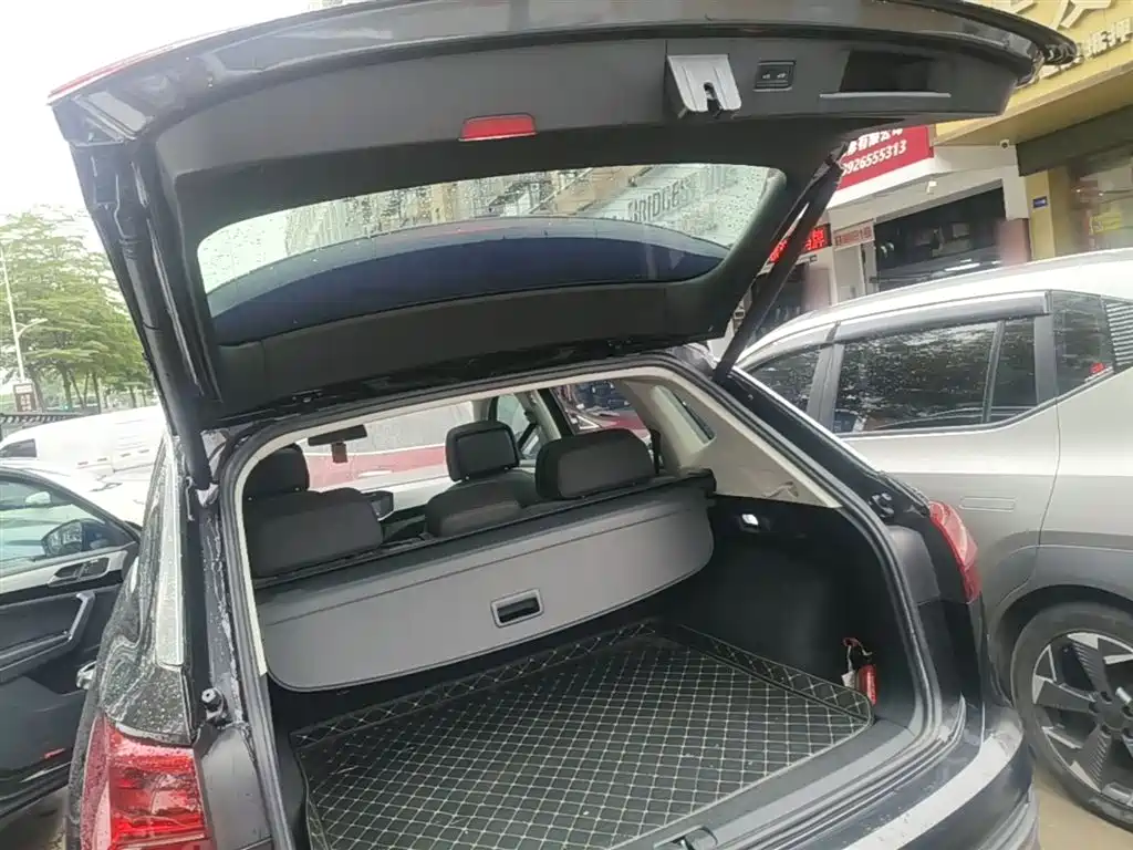 Volkswagen Tayron 2019 330TSI 2WD Luxury China VI фото 19