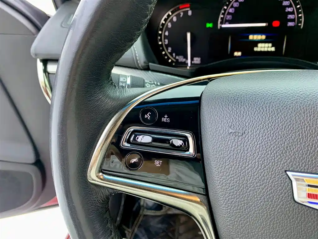 Cadillac ATS-L 2017 28T Technology фото 18