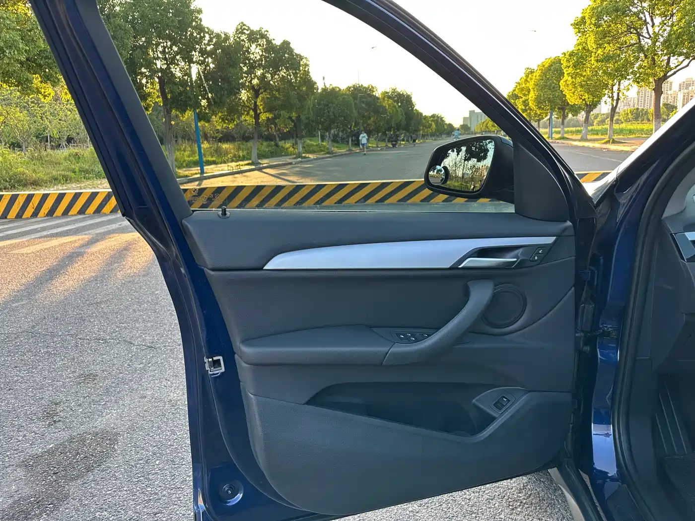 BMW X1 2018 sDrive20Li Leading Model фото 12