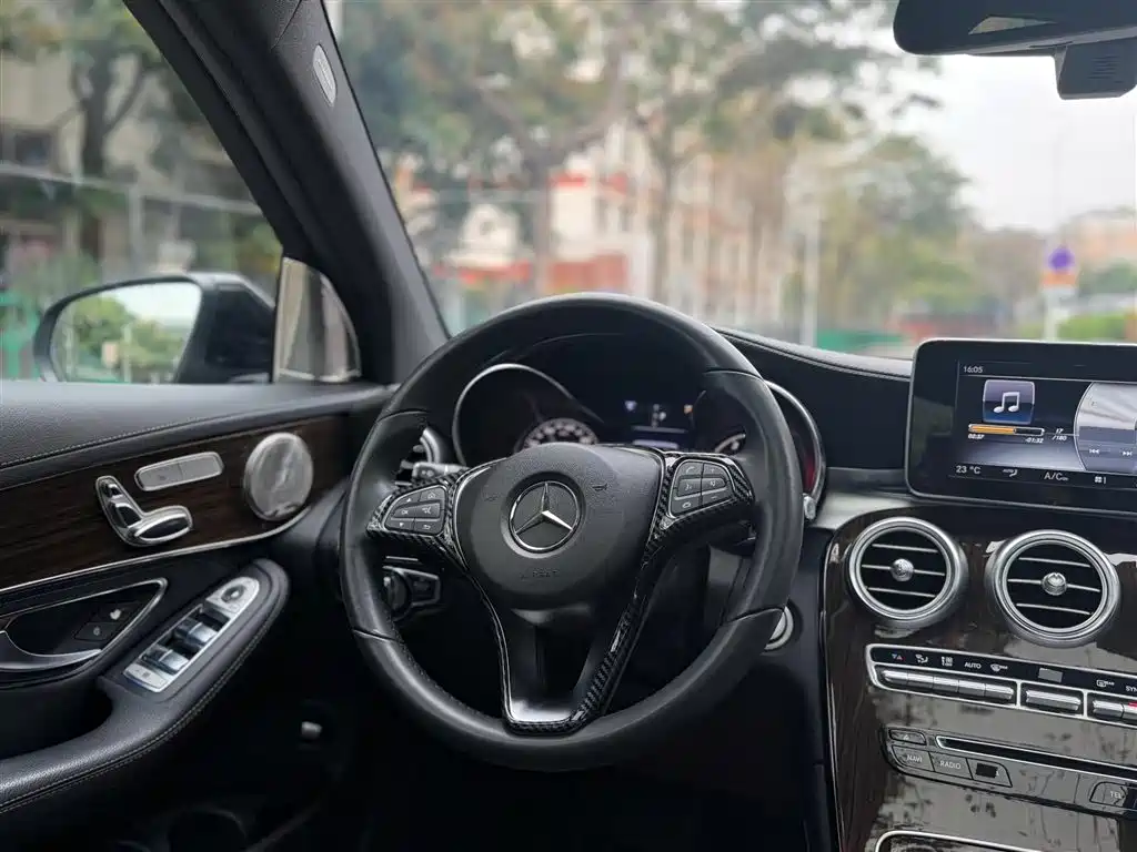 Mercedes-Benz GLC 2016 GLC 260 4MATIC Luxury фото 7