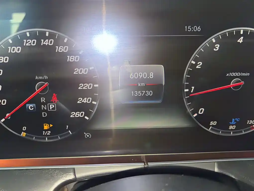 Mercedes-Benz E-Class 2019 E 200 L Sport фото 3