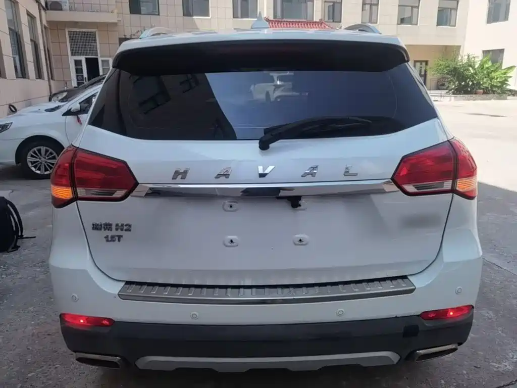 Фото 6 - Haval H2