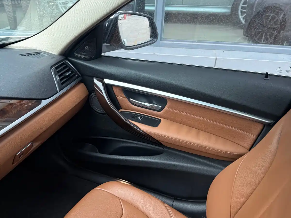 BMW 3 Series 2016 328Li Luxury Design Package фото 25