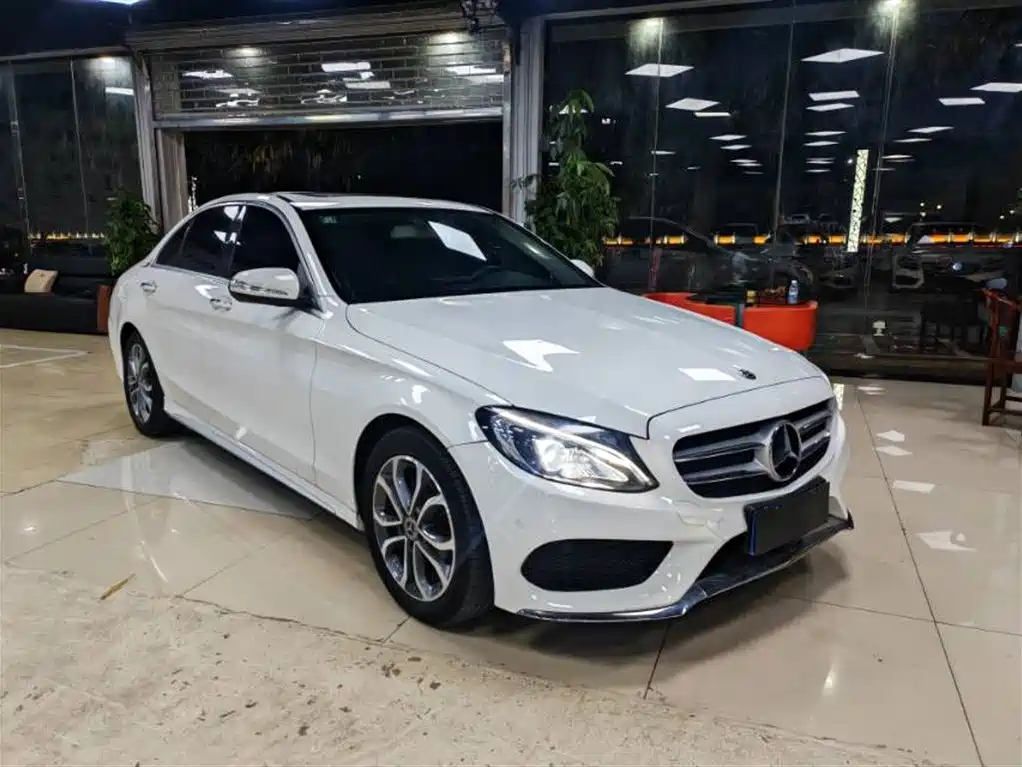 Mercedes-Benz C-Class 2017 Facelift C 180 L Fashion Sport Edition фото 3