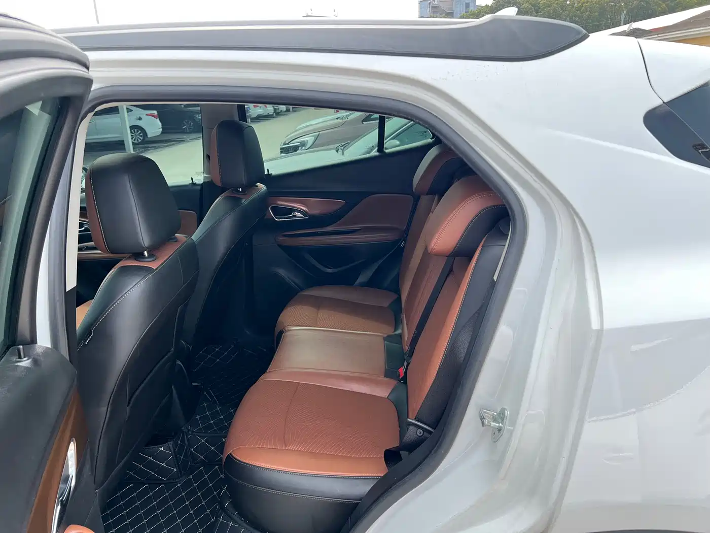 Buick Encore 2013 1.4T Automatic 2WD Leading фото 13
