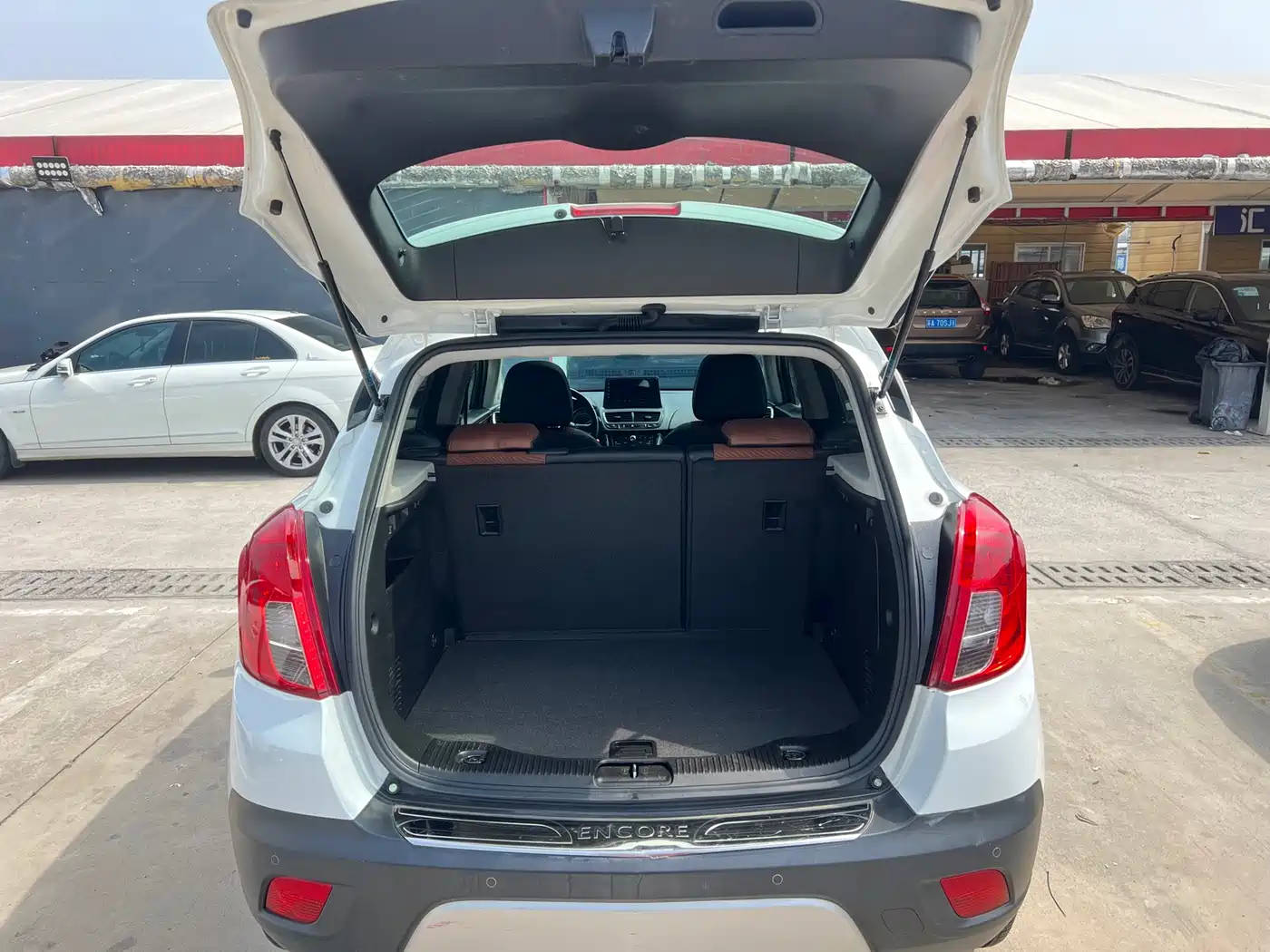 Buick Encore 2013 1.4T Automatic 2WD Leading фото 22