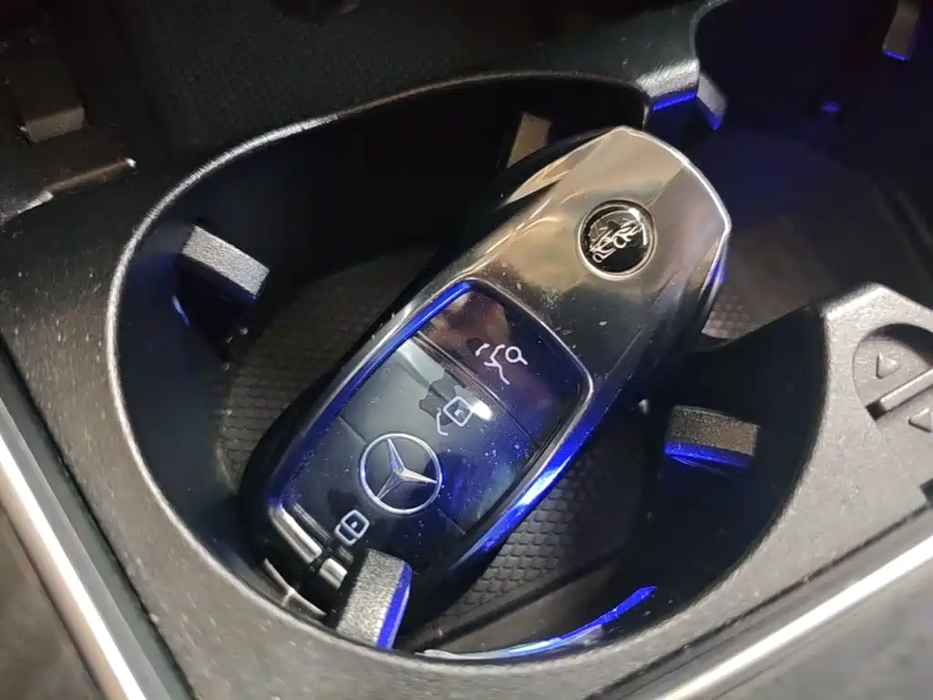 Фото 17 - Mercedes-Benz C-Class