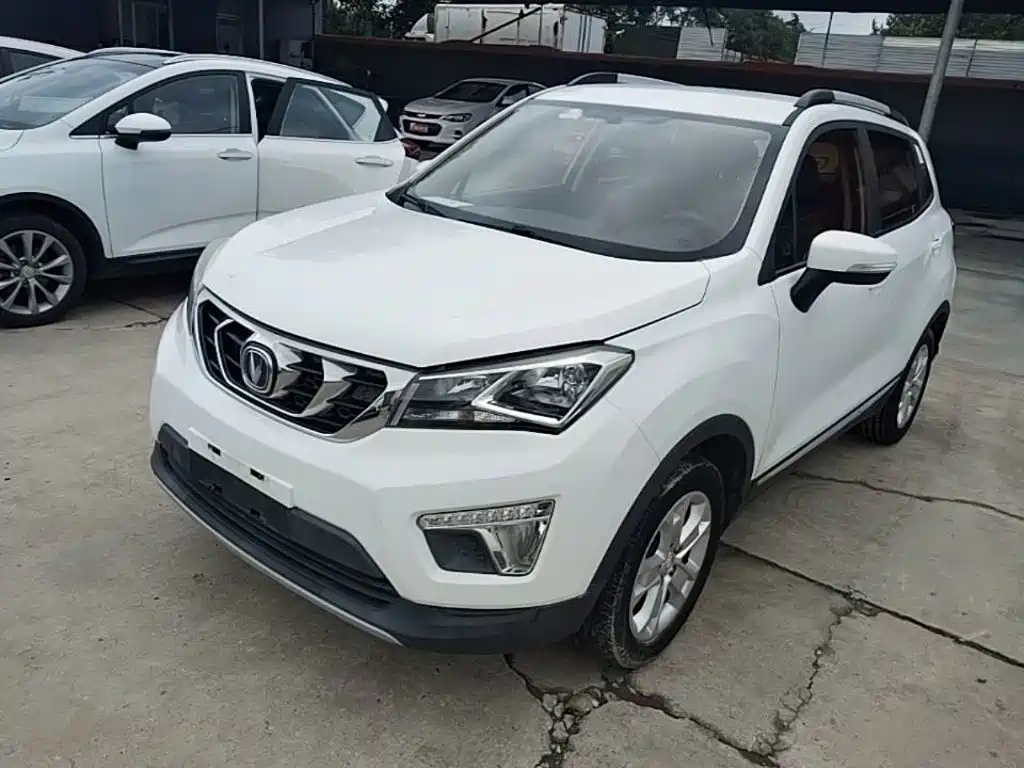 Changan CS15 2016 2016 1.5L Automatic Fashion