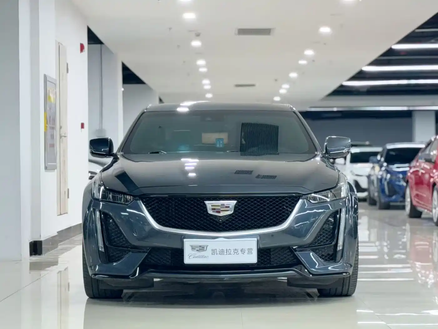 Cadillac CT5 2024 28T Premium фото 2