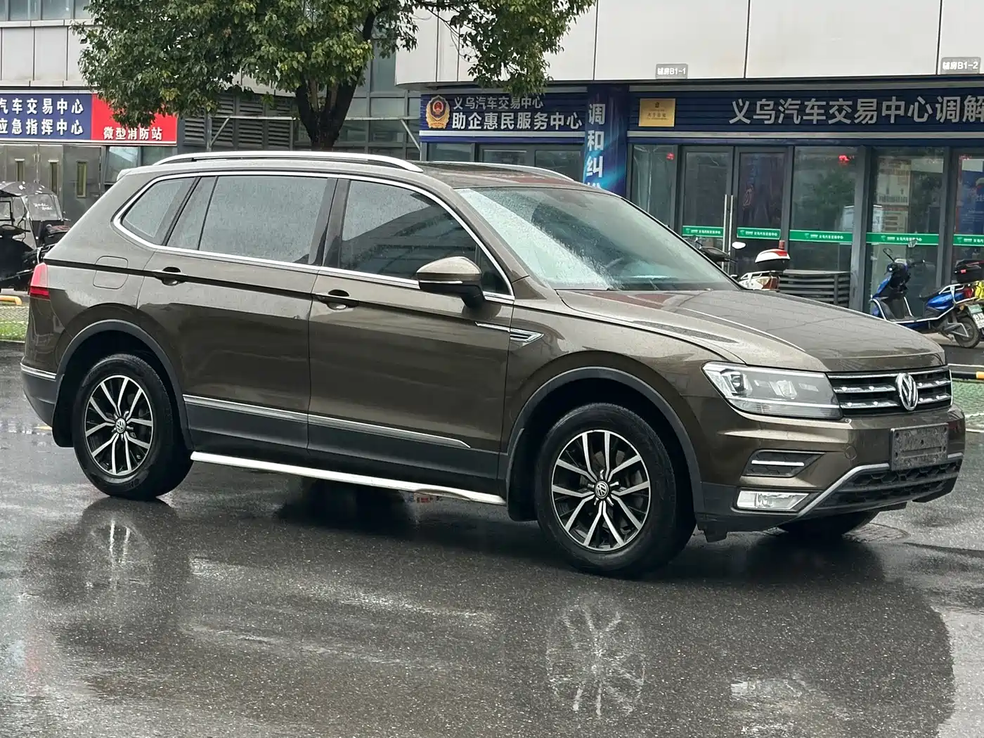 Volkswagen Tiguan L 2018 330TSI Automatic 2WD Luxury Edition фото 3