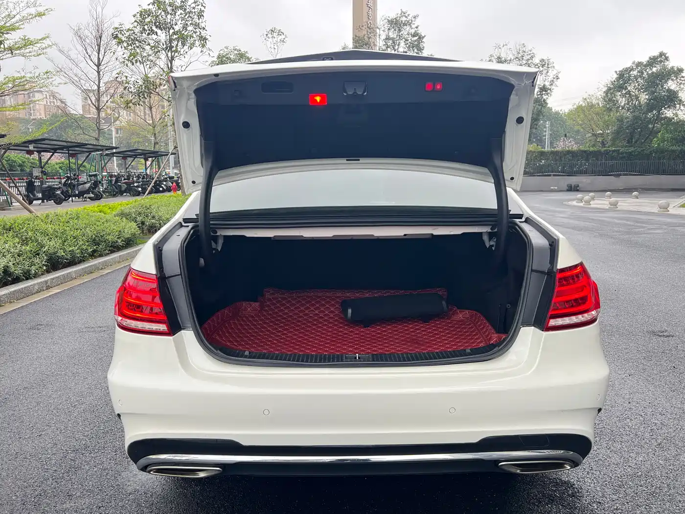 Mercedes-Benz E-Class 2015 Facelift E 260 L Sport фото 30