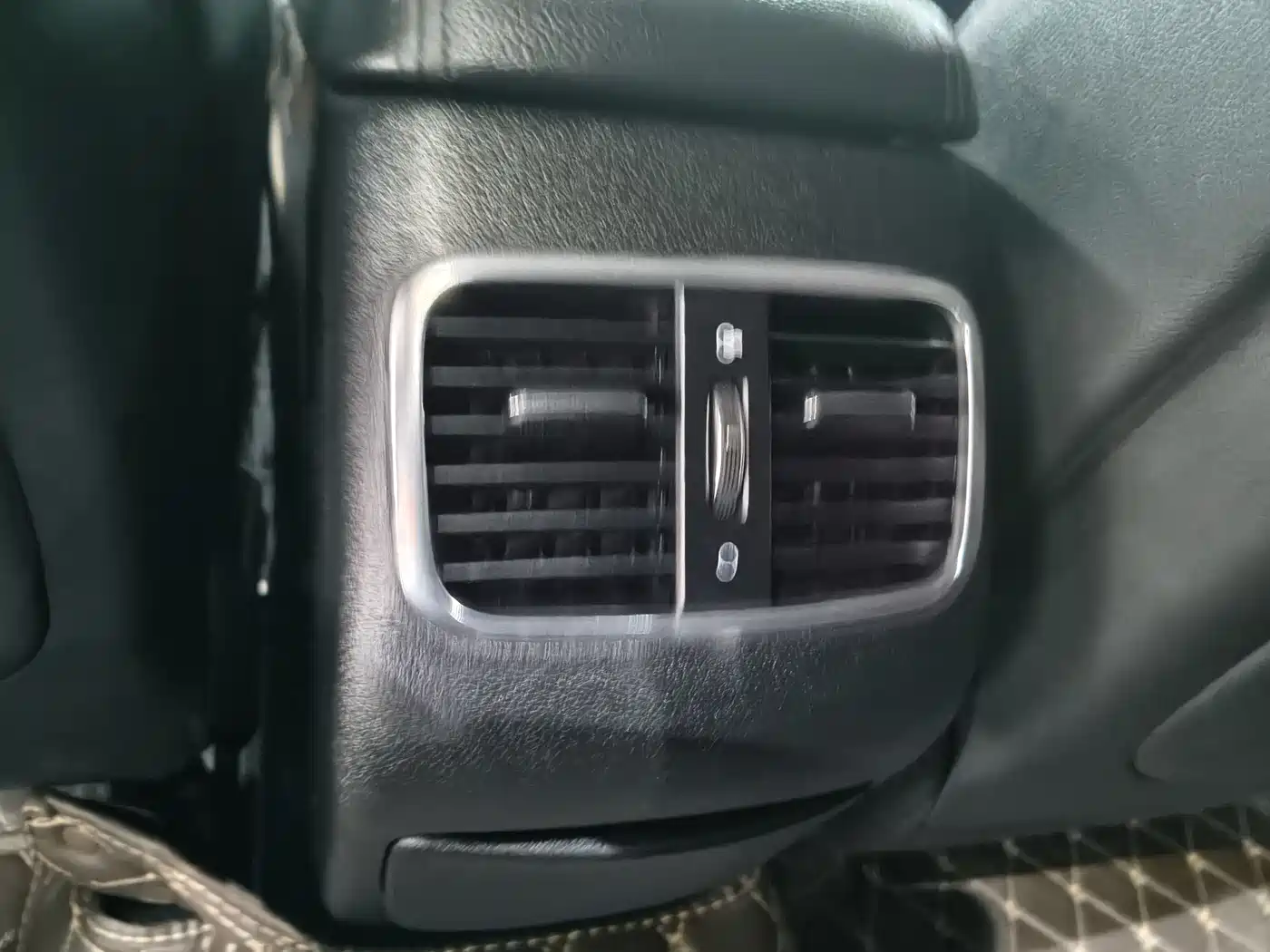 Kia K5 2016 1.6T Automatic LUX фото 15