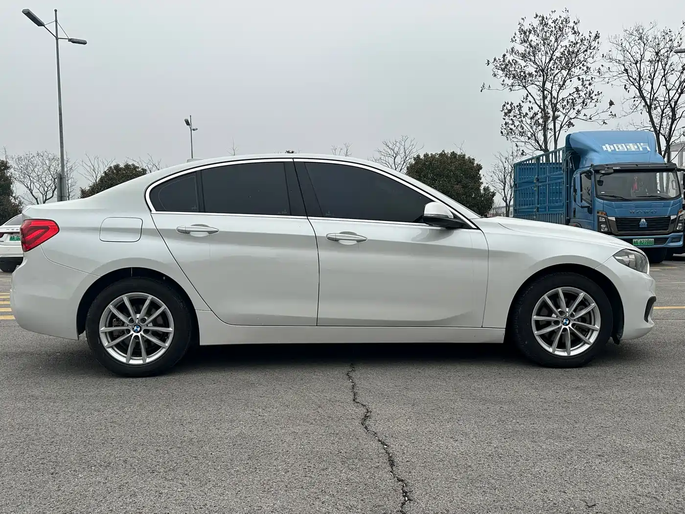 BMW 1 Series 2017 118i Fashion фото 10