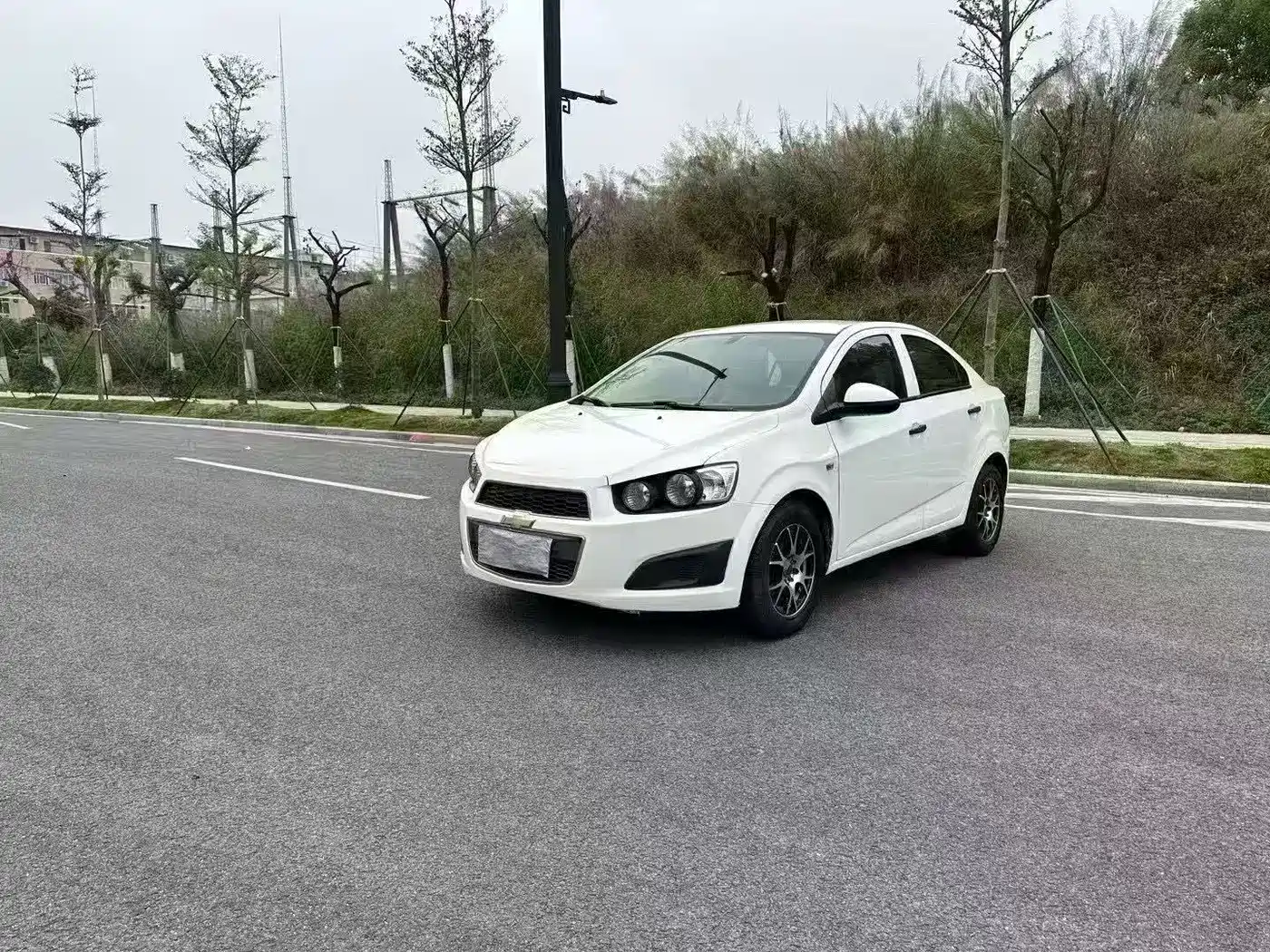 Chevrolet Aveo 2014 2011 Sedan 1.4L MT SL
