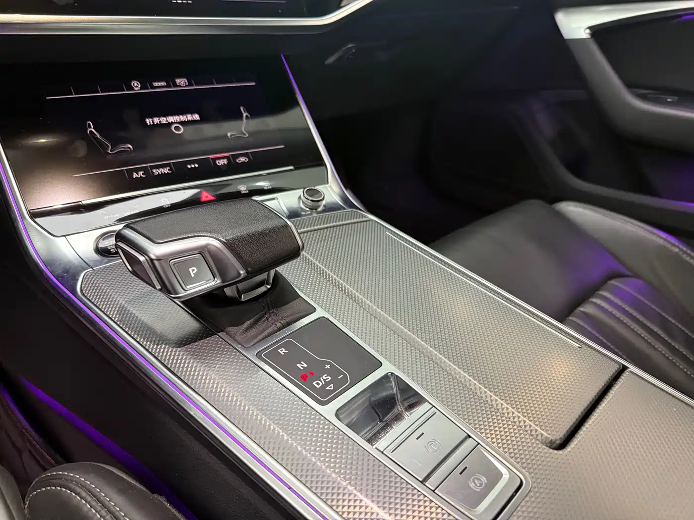 Audi A6L 2024 45 TFSI Premium Dynamic фото 8