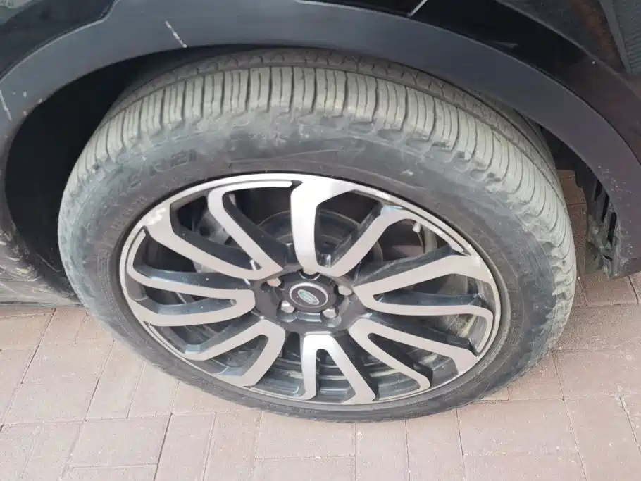 Фото 6 - Land Rover Discovery