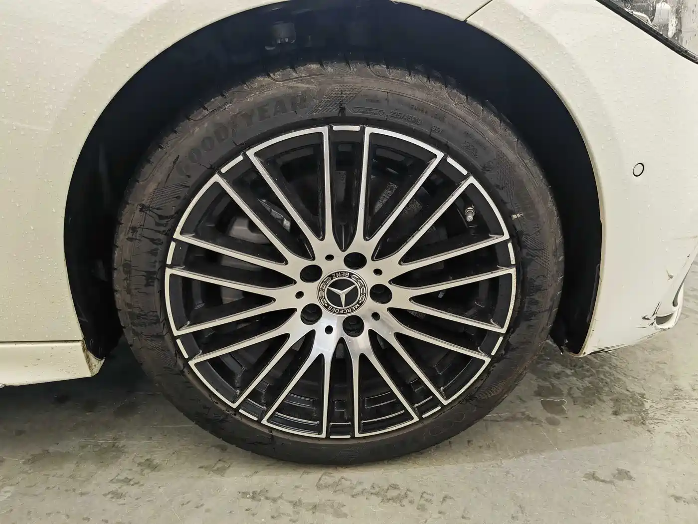 Mercedes-Benz C-Class 2024 C 260 L Sport фото 6