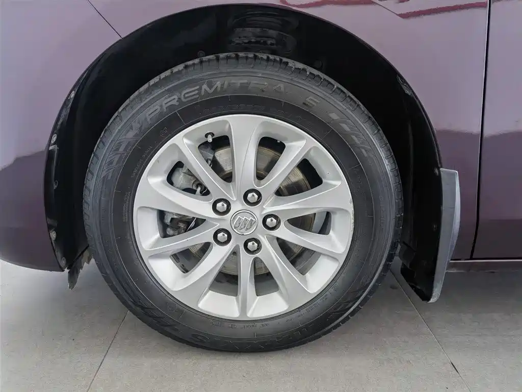 Buick GL8 2017 ES 28T Comfort Type China V фото 17