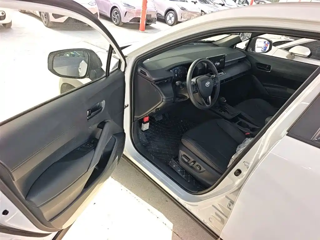 TOYOTA FENGLANDA