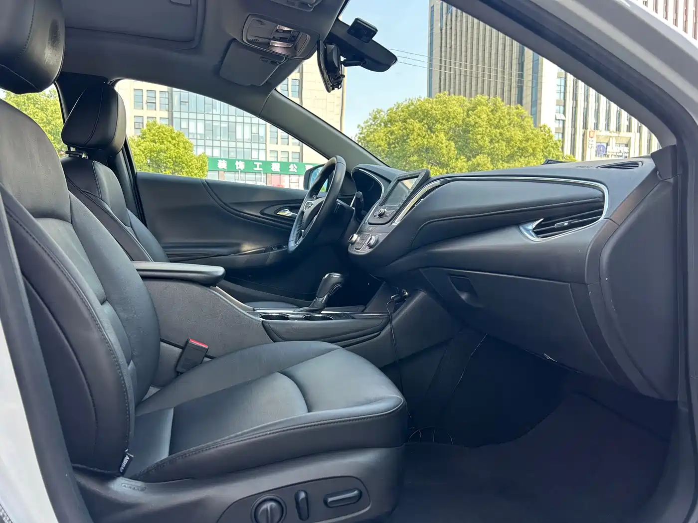 Chevrolet Malibu XL 2017 1.5T Auto Sport Edition фото 9