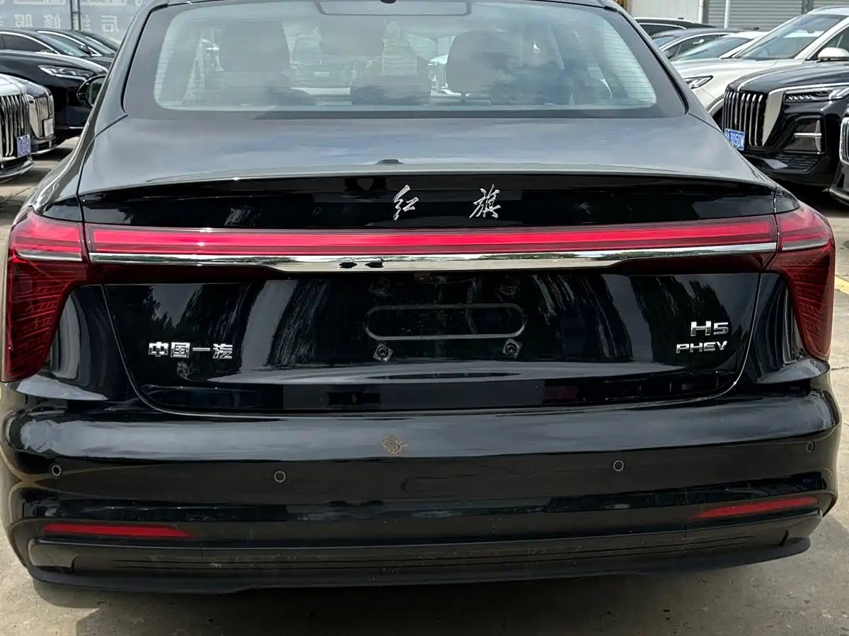RED FLAG H5 PHEV