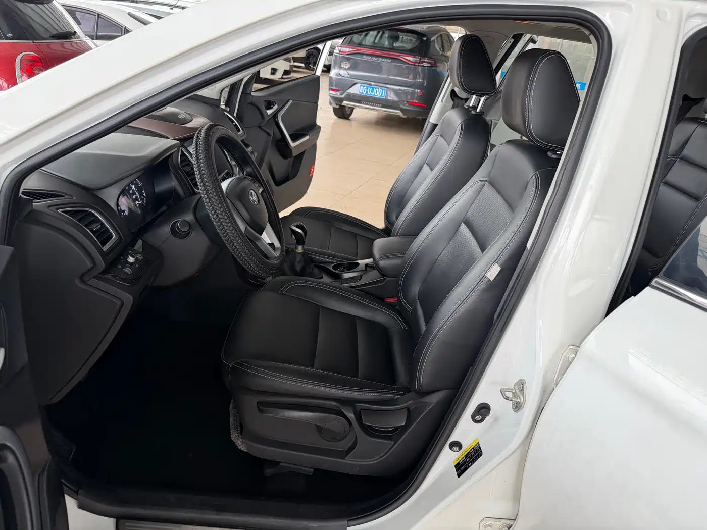 BAIC Huansu S6 2019 2016 1.5T Manual Leading Style