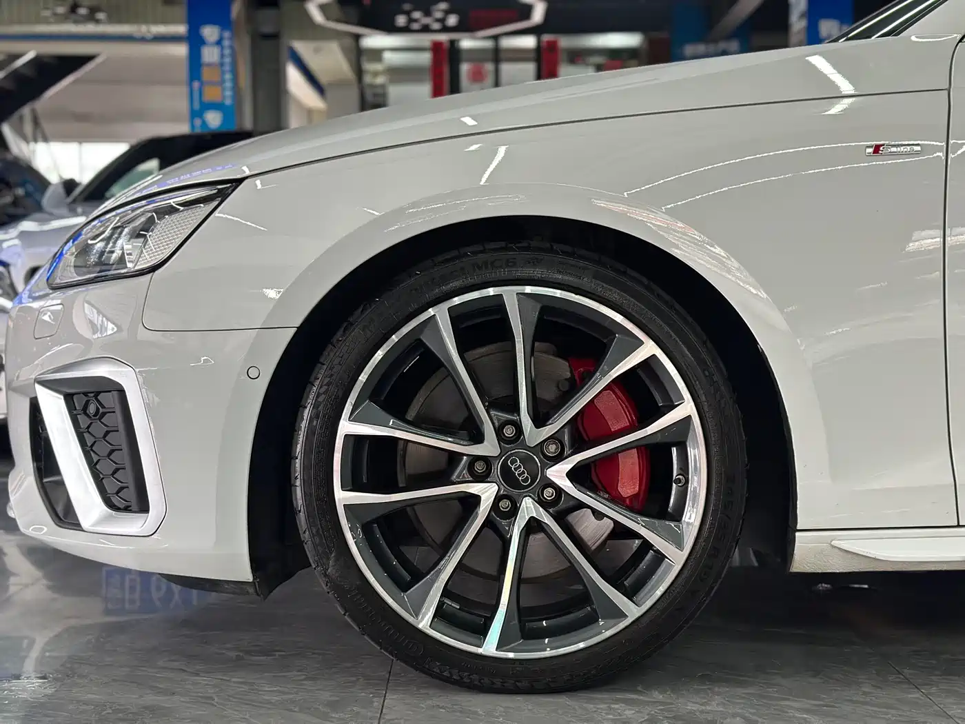 Audi A4L 2022 45 TFSI quattro Premium Dynamic фото 16