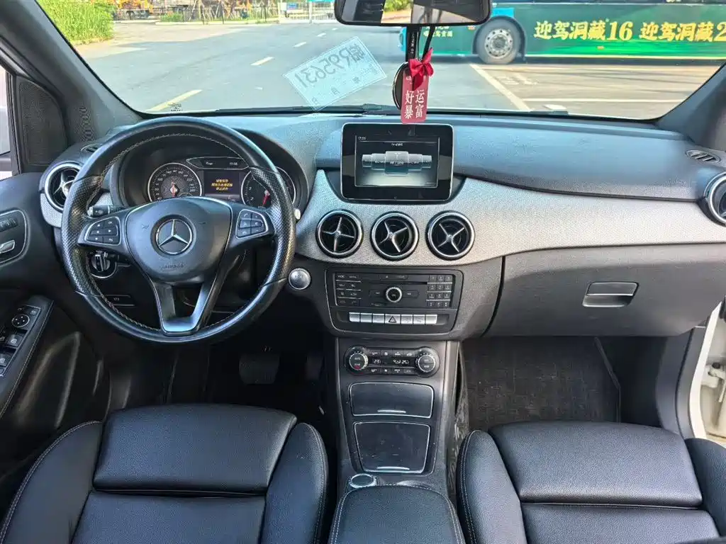 Mercedes-Benz B-Class 2015 B 200 Style фото 5