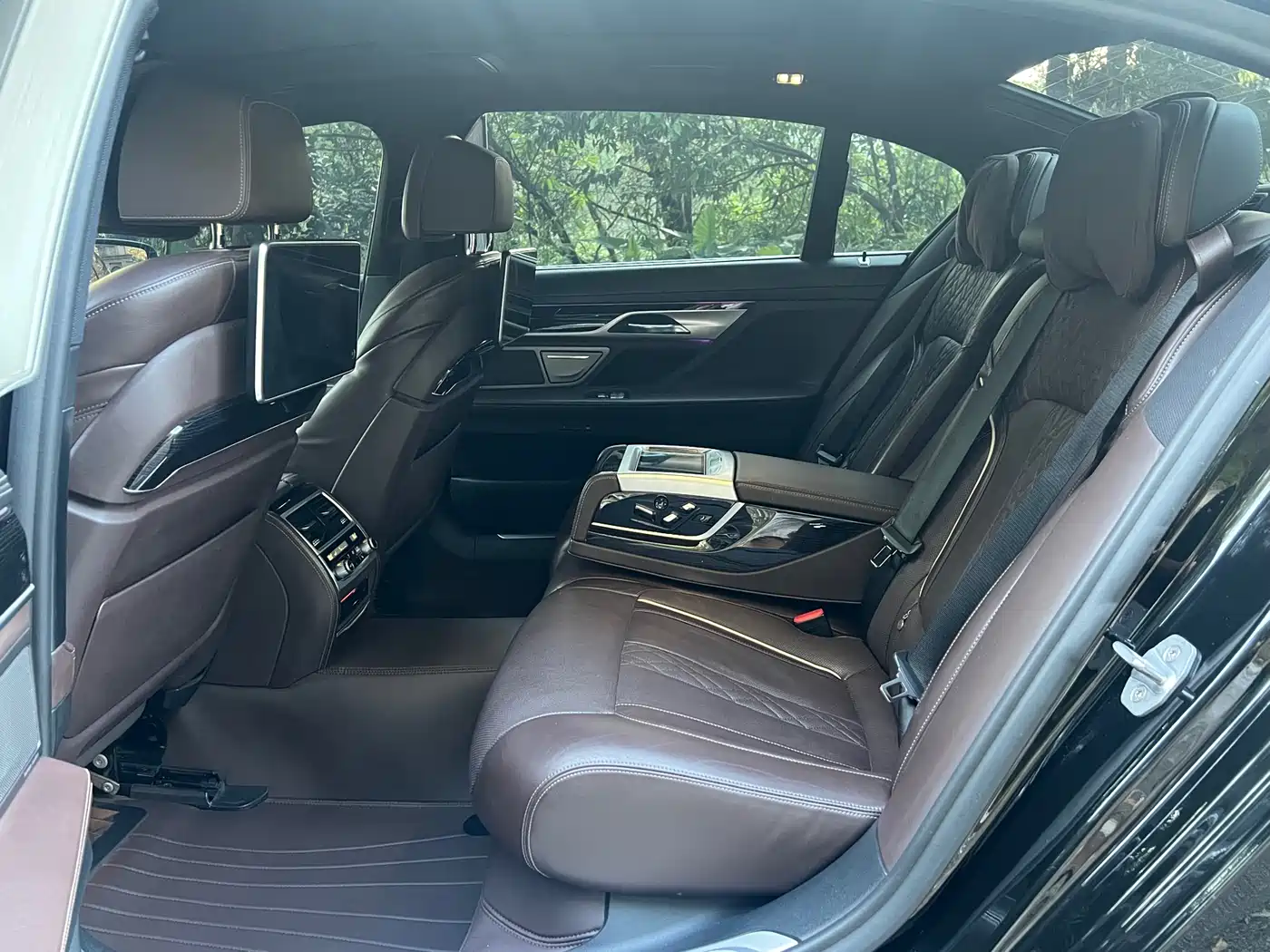 BMW 7 Series 2018 740Li Leading Type M Sport Package фото 13
