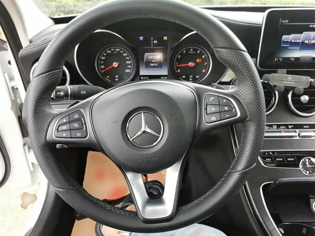 Mercedes-Benz C-Class 2017 C 200 L Sport фото 11