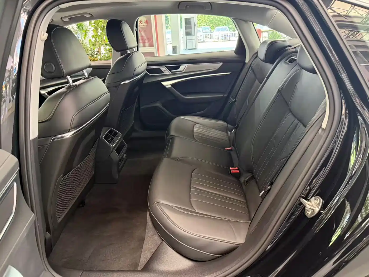 Audi A6L 2023 40 TFSI Luxury Dynamic фото 7