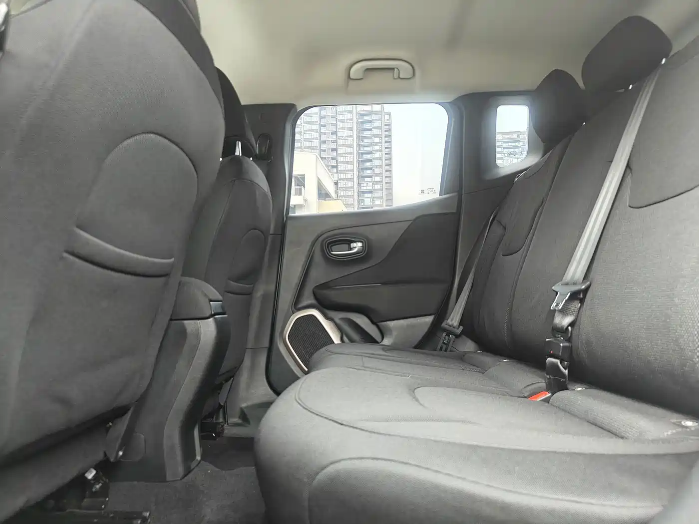 Jeep Renegade 2017 2016 1.4T Automatic High-Energy Edition