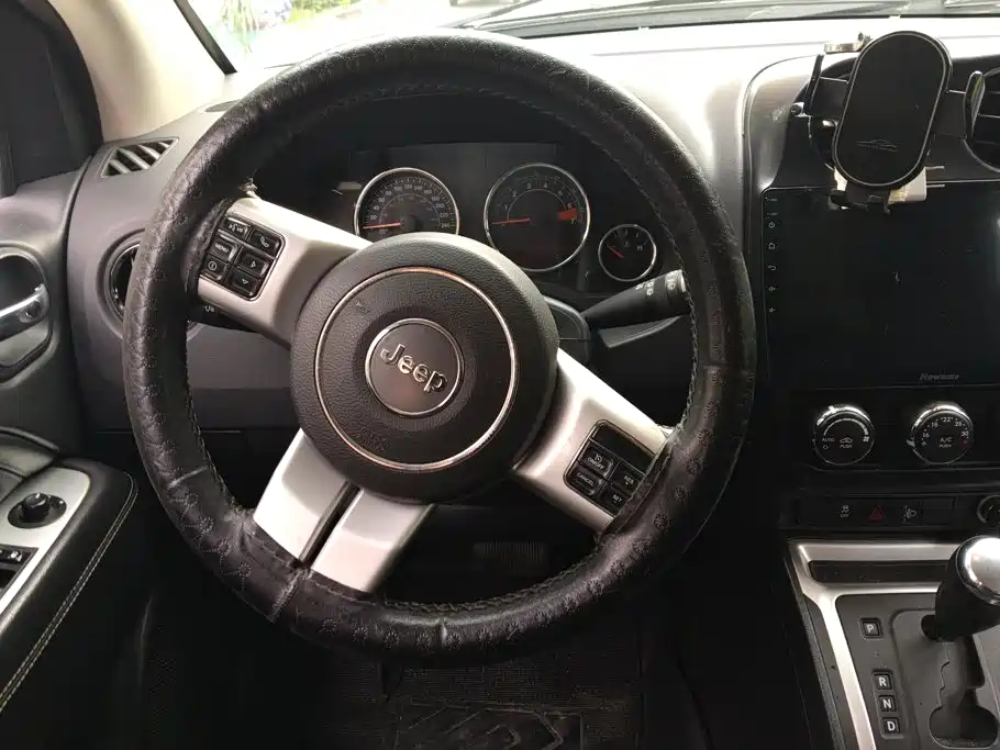 Jeep Compass (Import) 2014 2014 Facelift 2.4L 4WD Comfort Edition