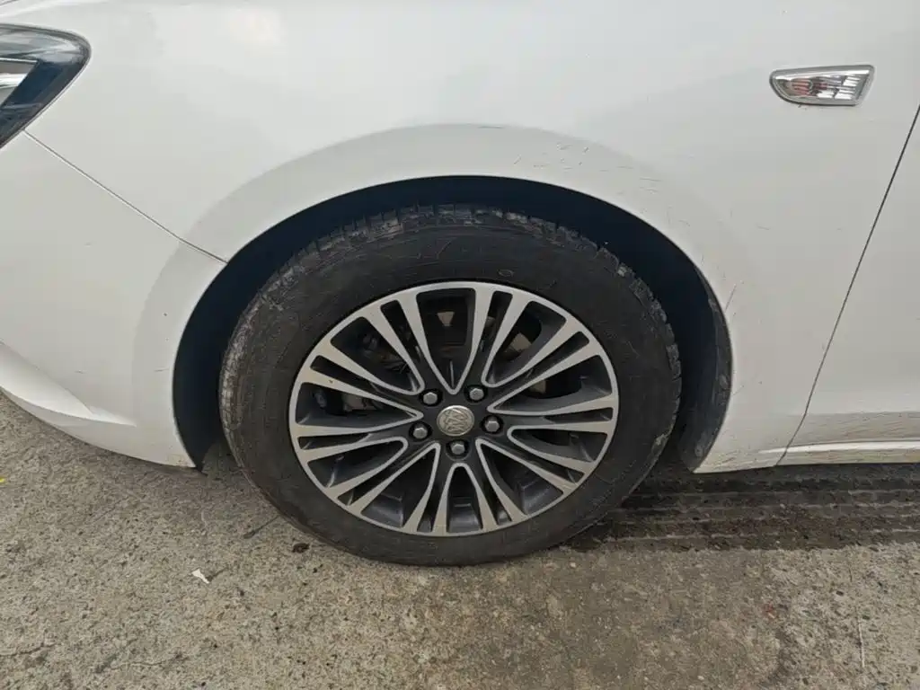 Фото 23 - Buick Excelle