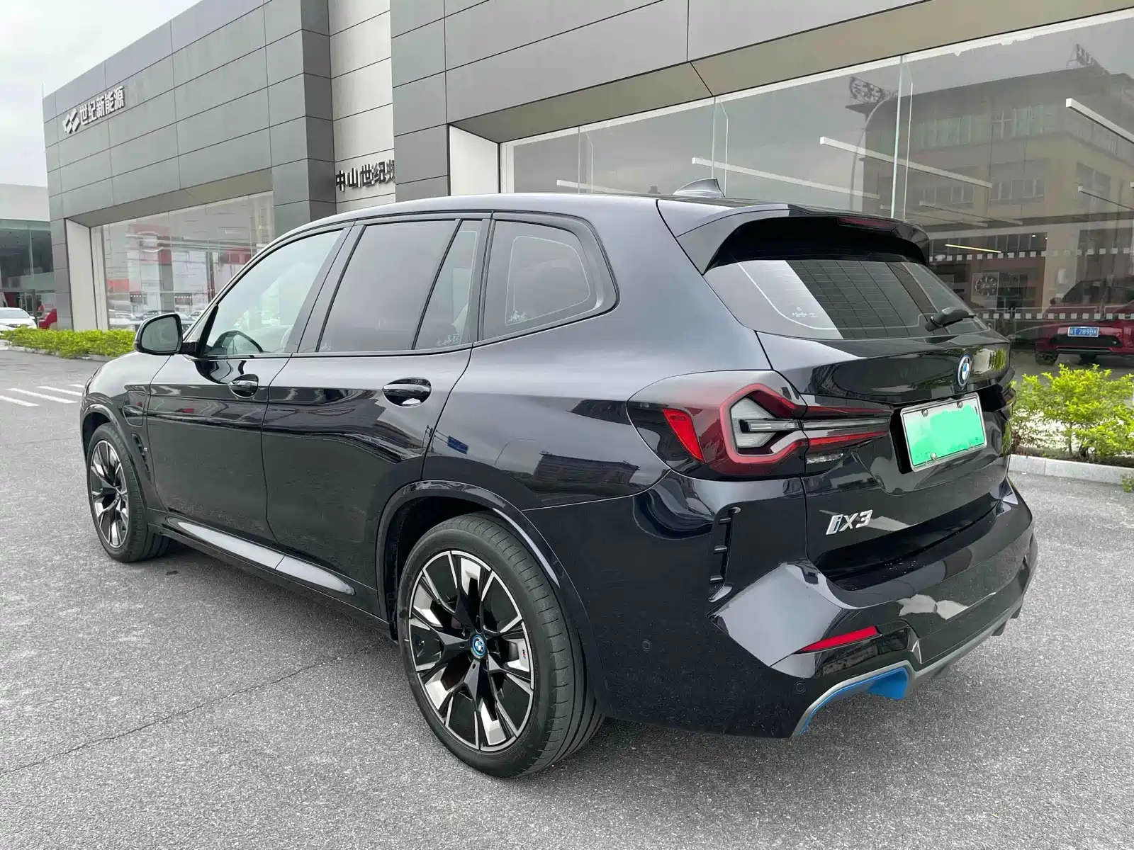 Фото 7 - BMW iX3
