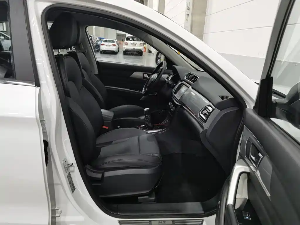 Фото 23 - Haval H2