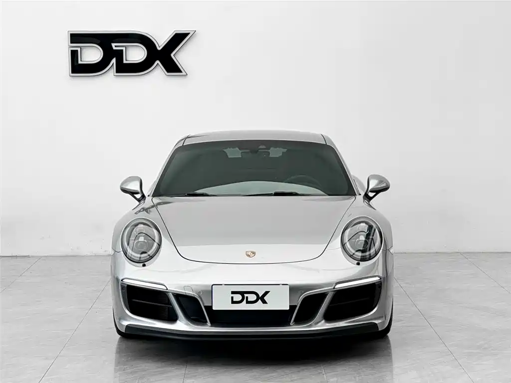 Porsche 911 2017 Carrera GTS 3.0T фото 2