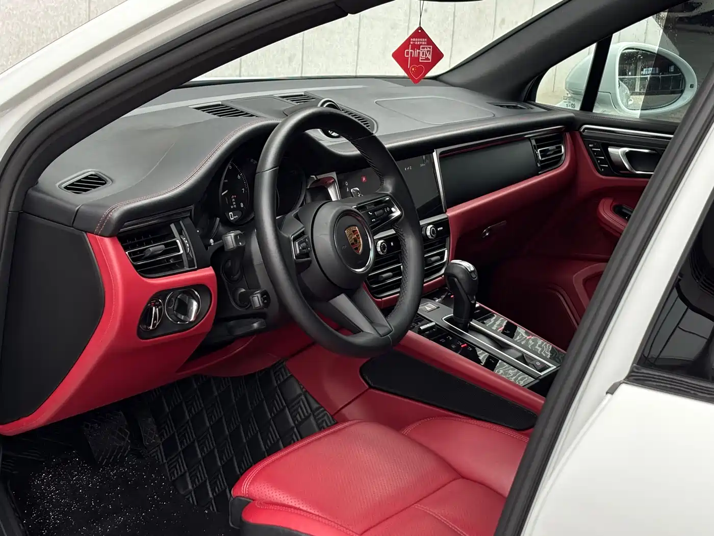 Porsche Macan 2024 Macan 2.0T фото 8