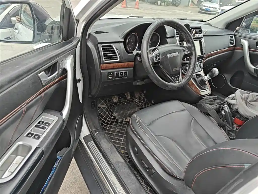 Haval H6 2017 Red Label Sport 1.5T Manual 2WD Elite фото 12