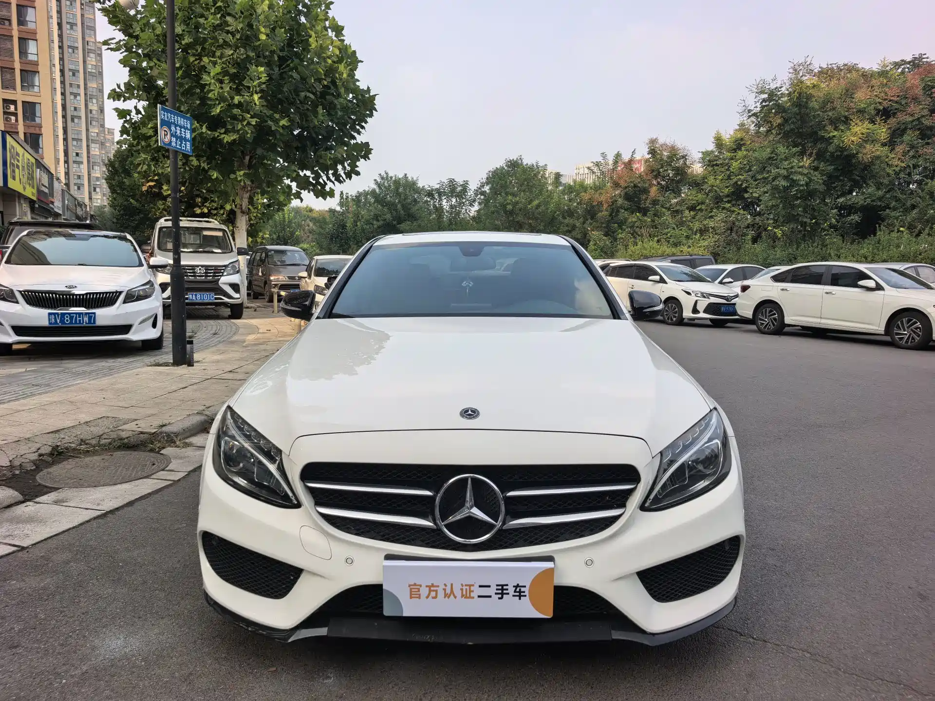 Фото 2 - Mercedes-Benz C-Class