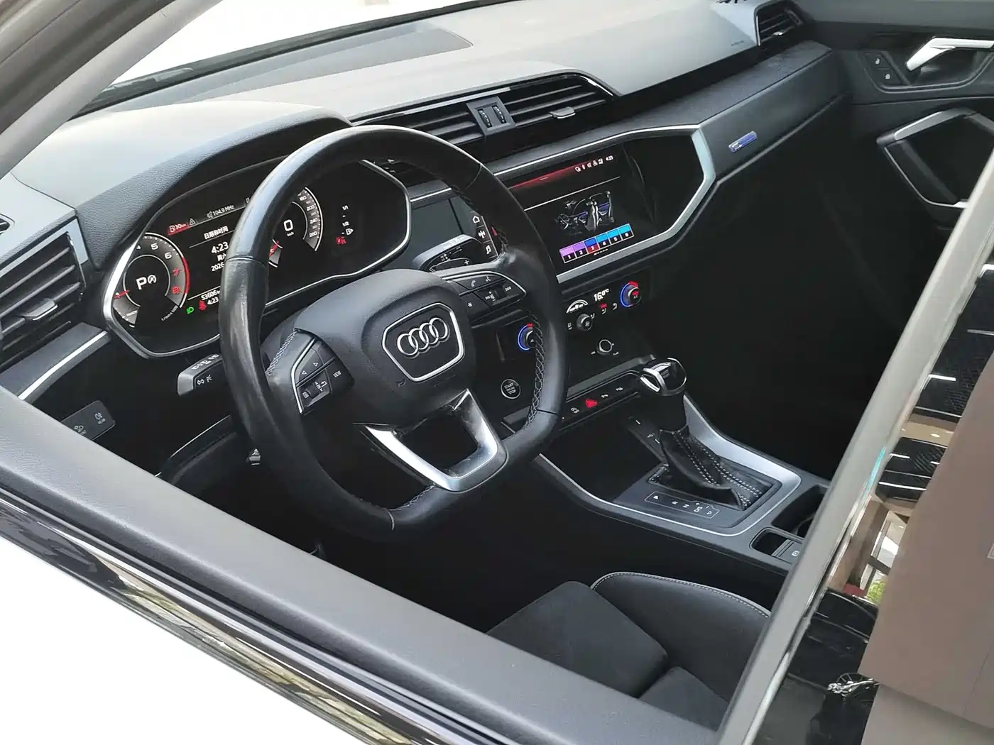 Audi Q3 2023 2023 35 TFSI Fashion Dynamic (1.4T)