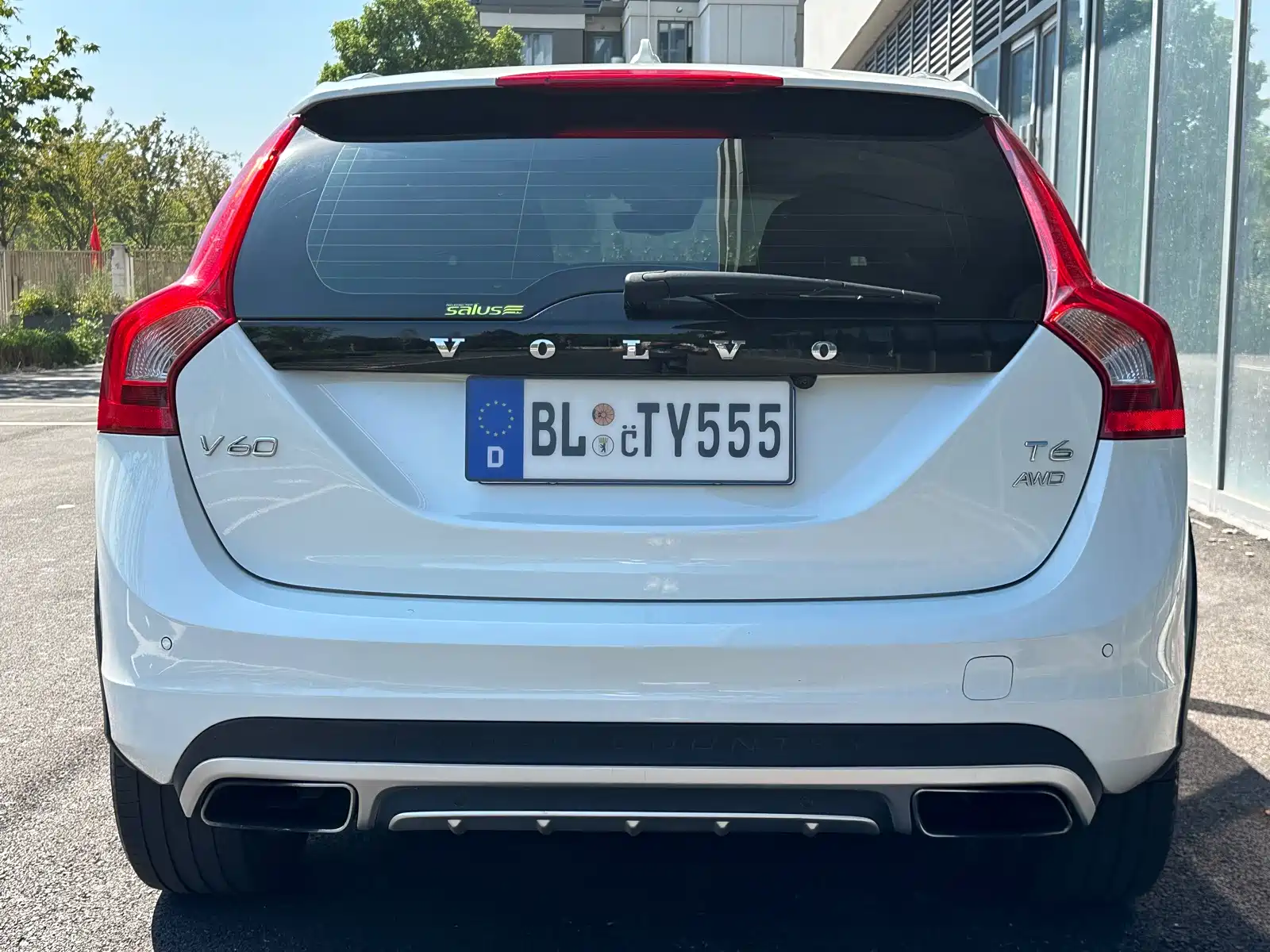 Фото 5 - Volvo V60