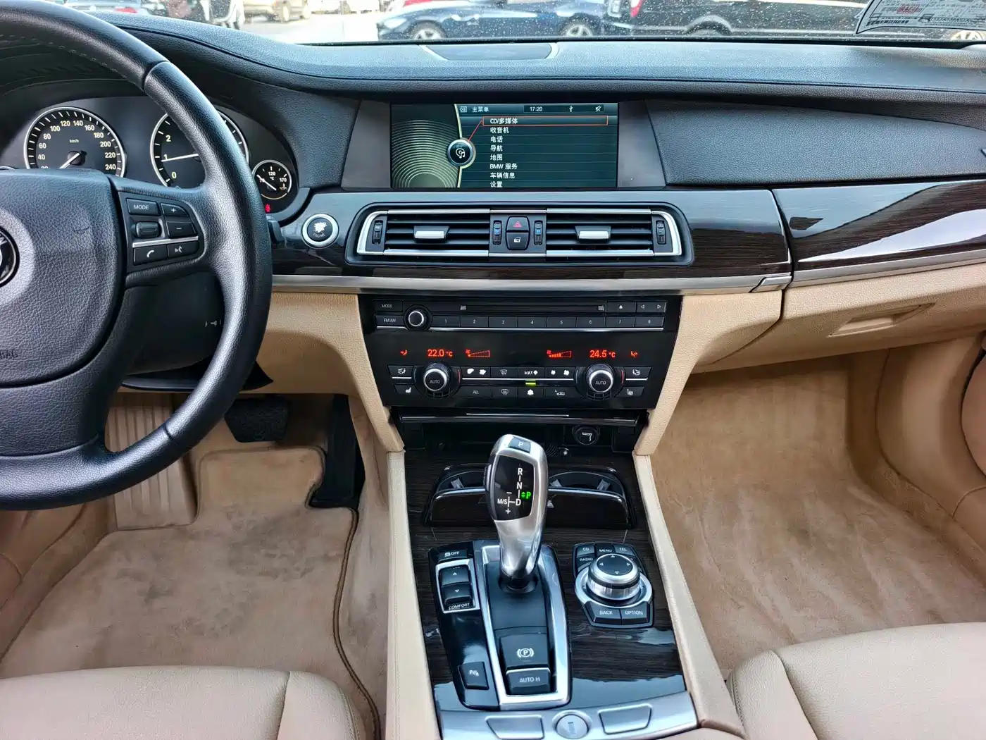 BMW 7 Series 2009 Model 740Li Leading Edition фото 16