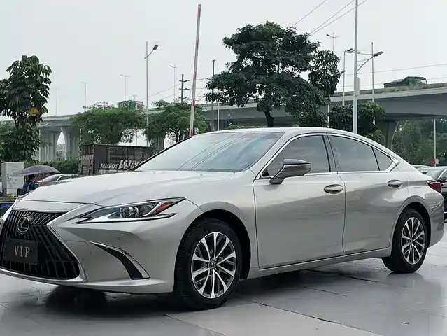 Lexus ES 2022 200 Excellence Edition
