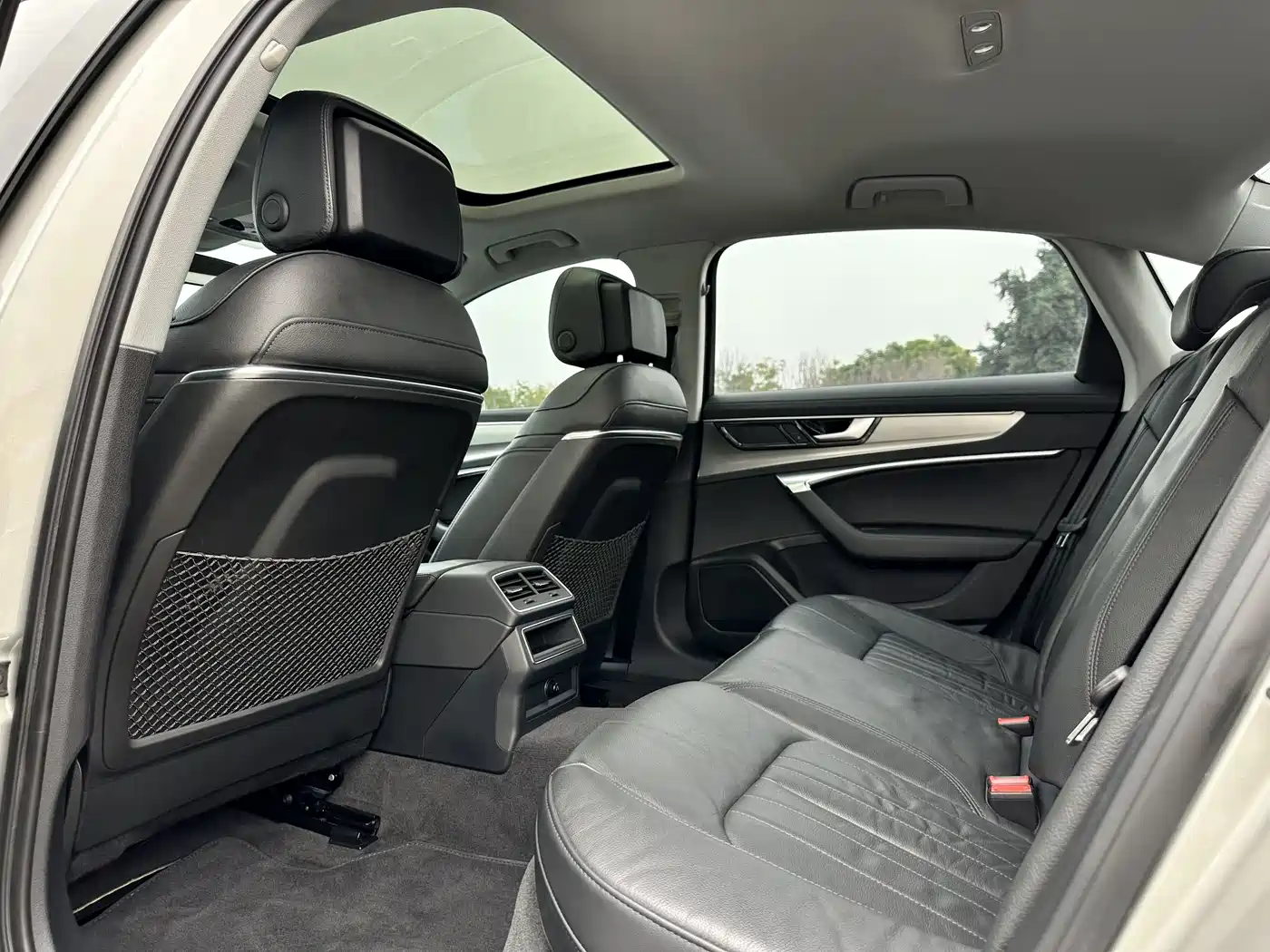 Audi A6L 2019 40 TFSI Luxury Elegance фото 8